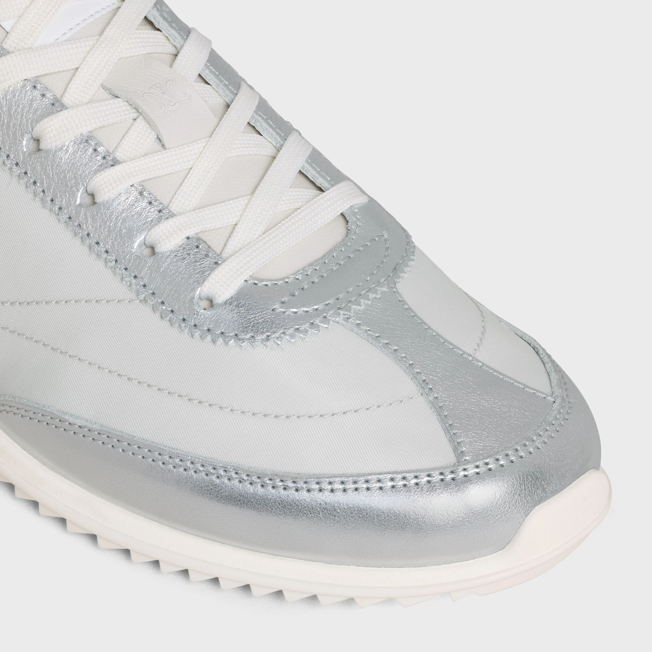 ZAPATILLA RACER EN NYLON, CUERO DE VACUNO LAMINADO Y CUERO DE VACUNO