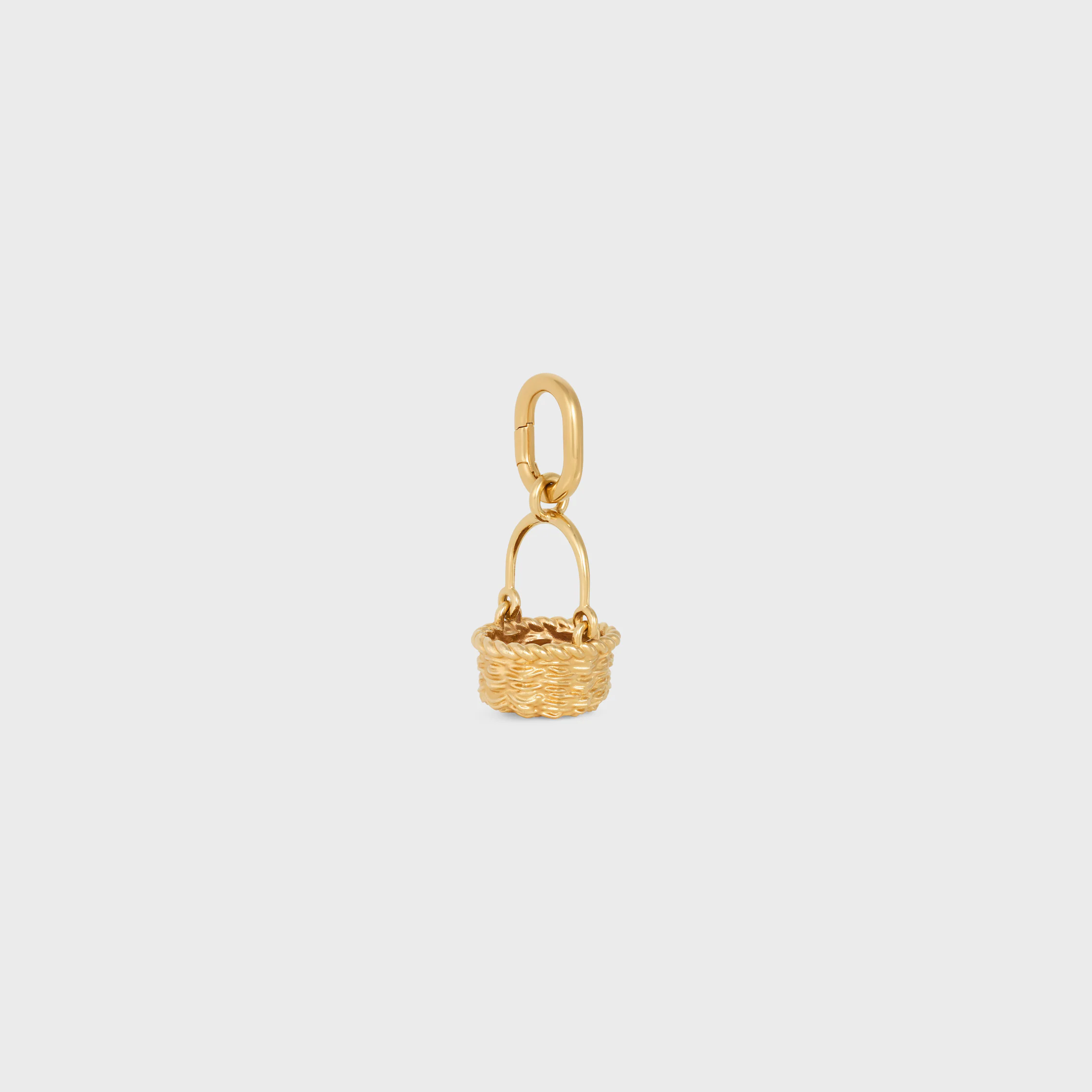 CHARMS PANIER EN LATÓN CON ACABADO EN ORO