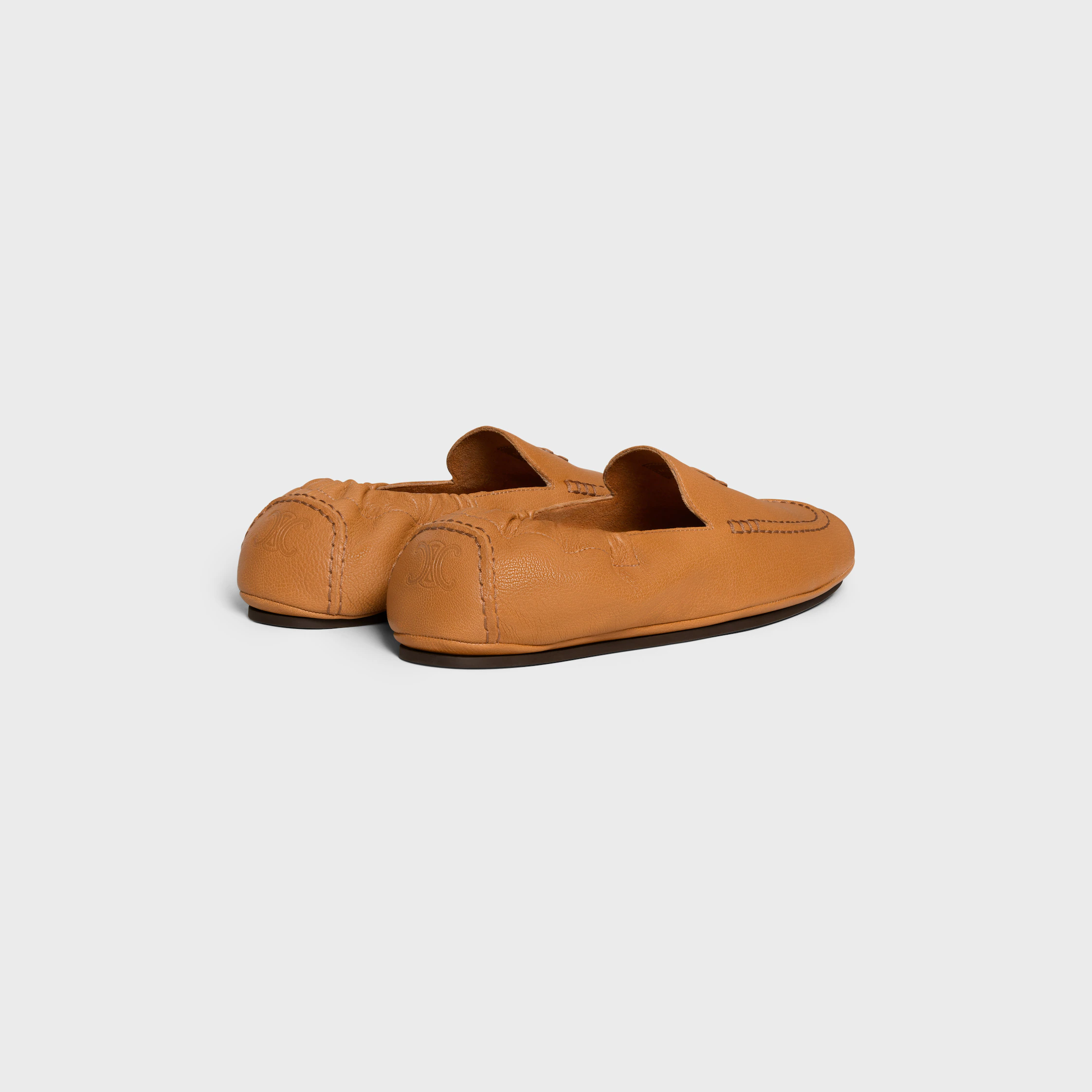 ADAM LOAFER CON PATCH TRIOMPHE EN CUERO DE CABRA