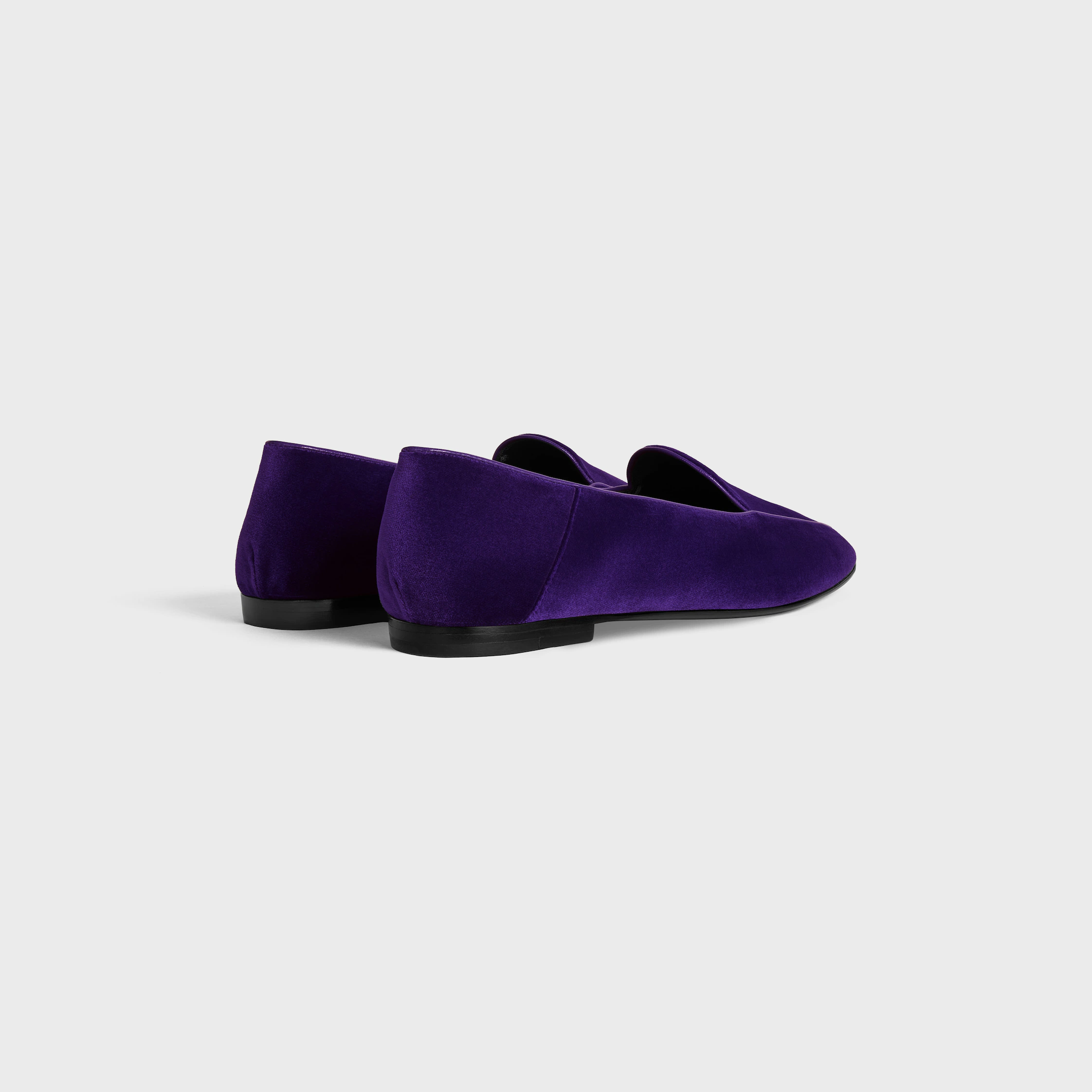 MOCASÍN AURA CON TRIOMPHE EN TELA DE VELVET