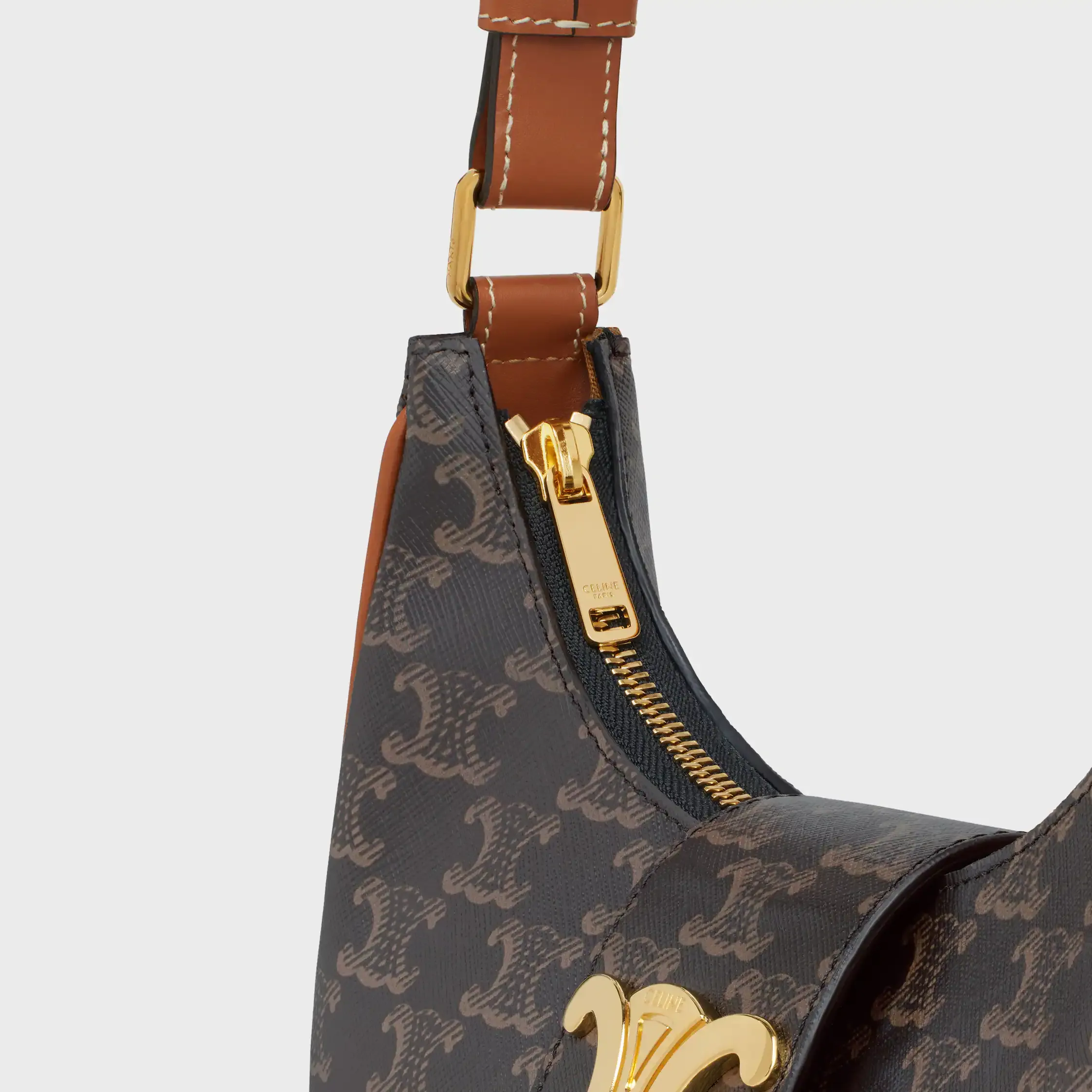 BOLSO MEDIANO AVA TRIOMPHE EN TELA TRIOMPHE Y CUERO DE TERNERA