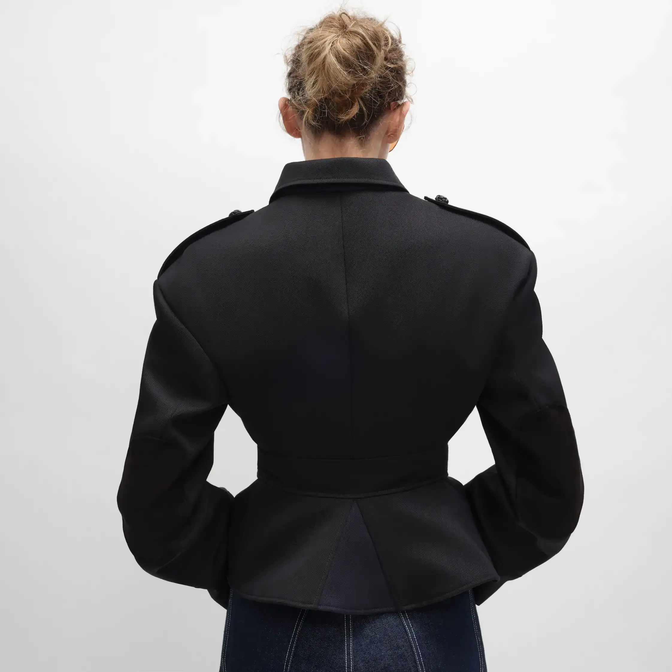 chaqueta peplum en gabardina de lana