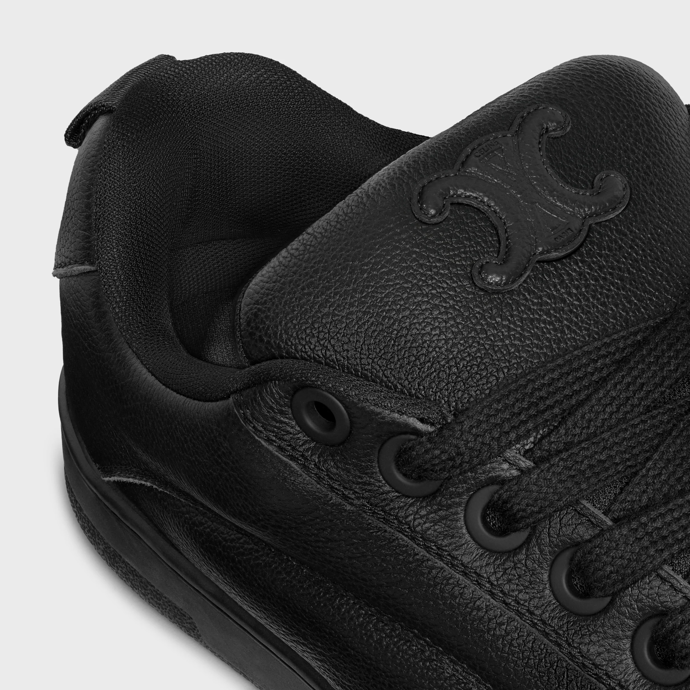ZAPATILLAS BAJAS CELINE HUNTINGTON CON CIERRE DE LACERAS EN CUERO ENVEJADO Y MALLA