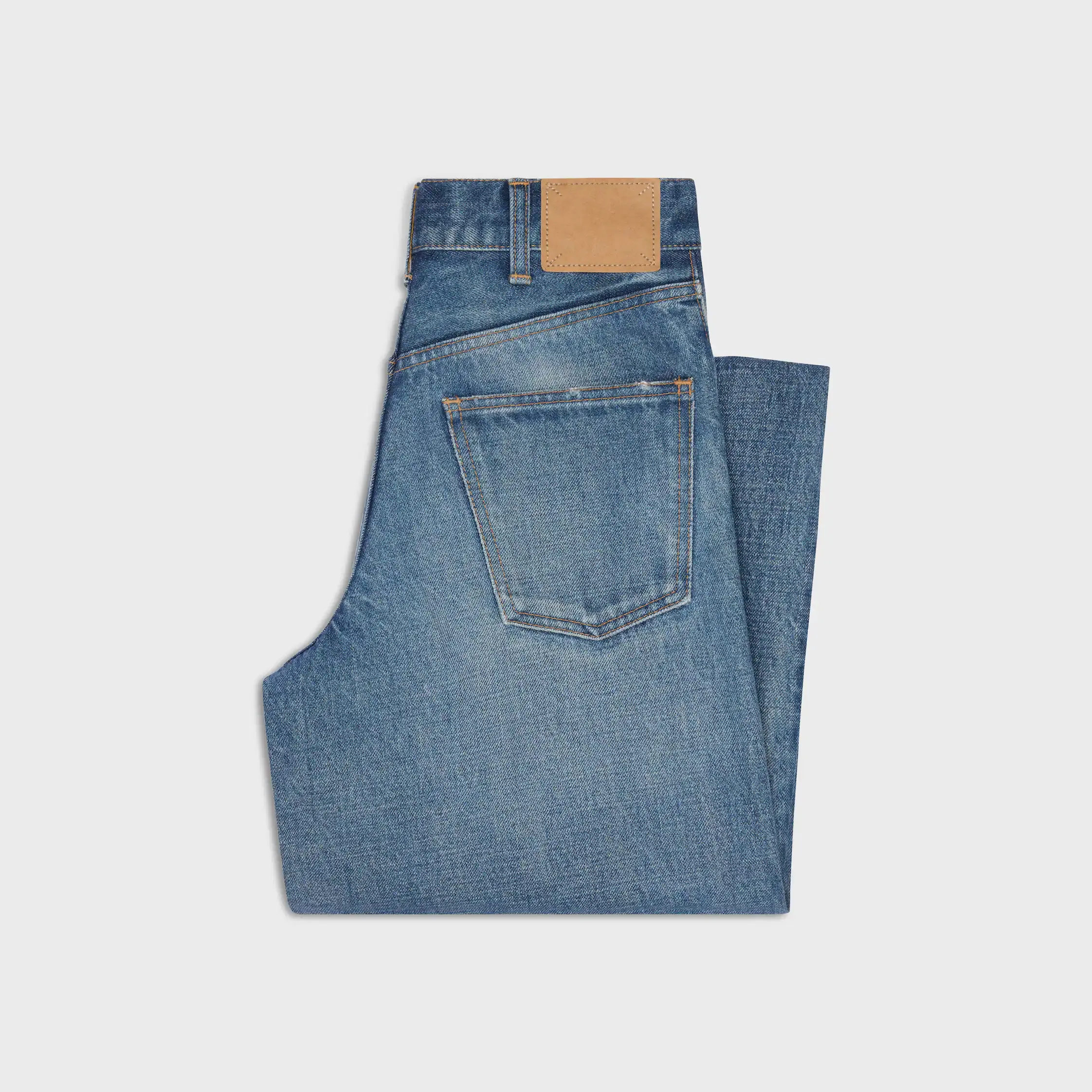 vaqueros de surf con pierna abierta en denim con lavado union