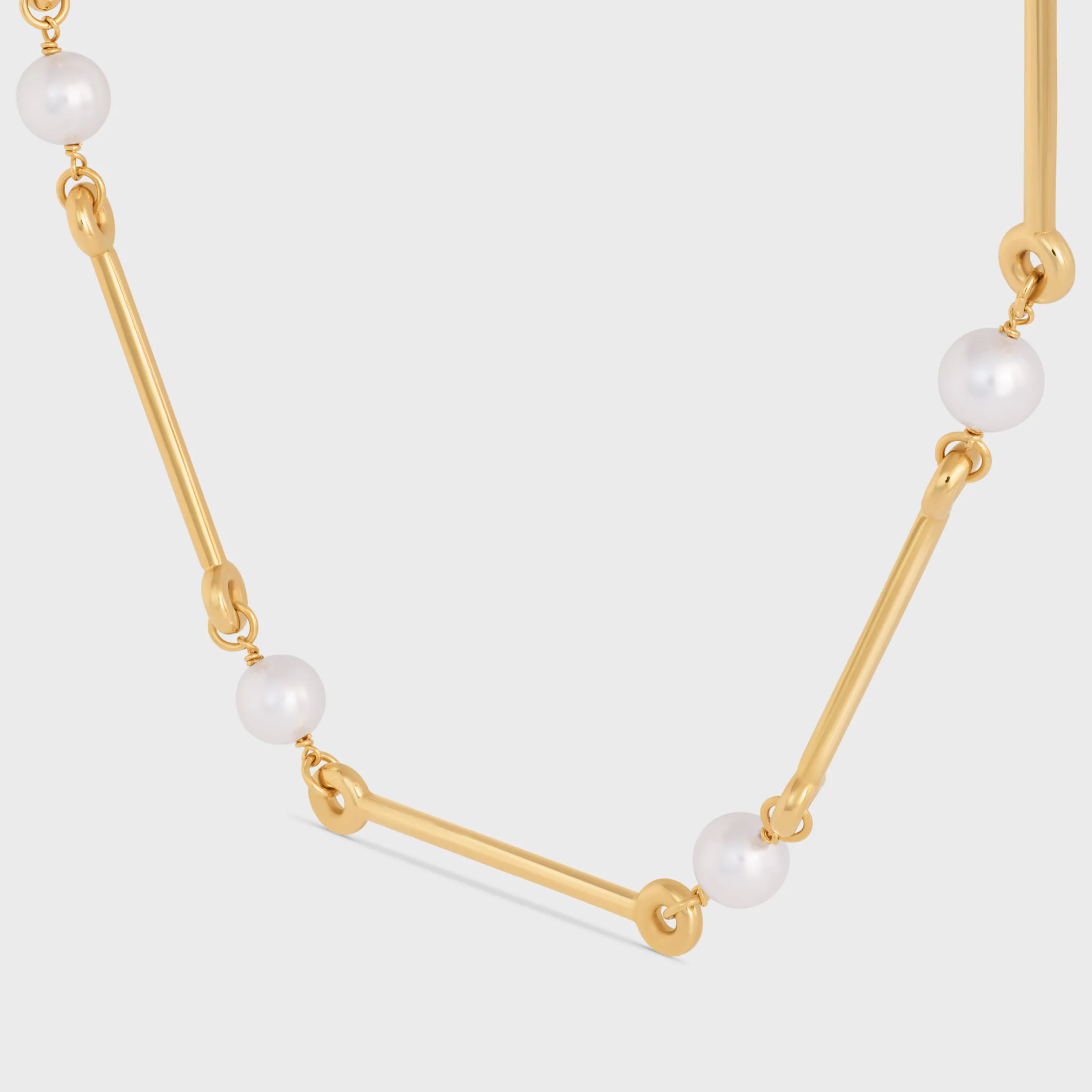 Les Perles Celine Collar Recto en Perlas de Resina y Latón con Acabado Dorado